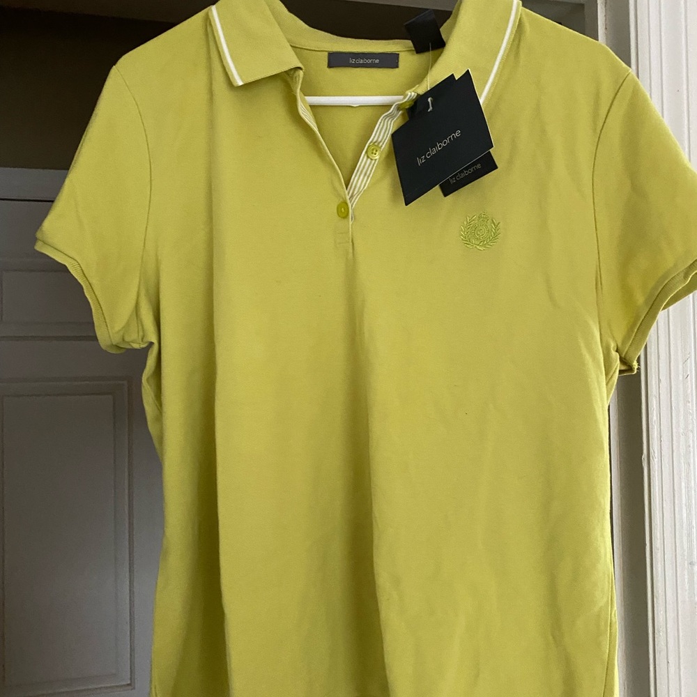 New with tag Liz Claiborne women’s shirt in XL